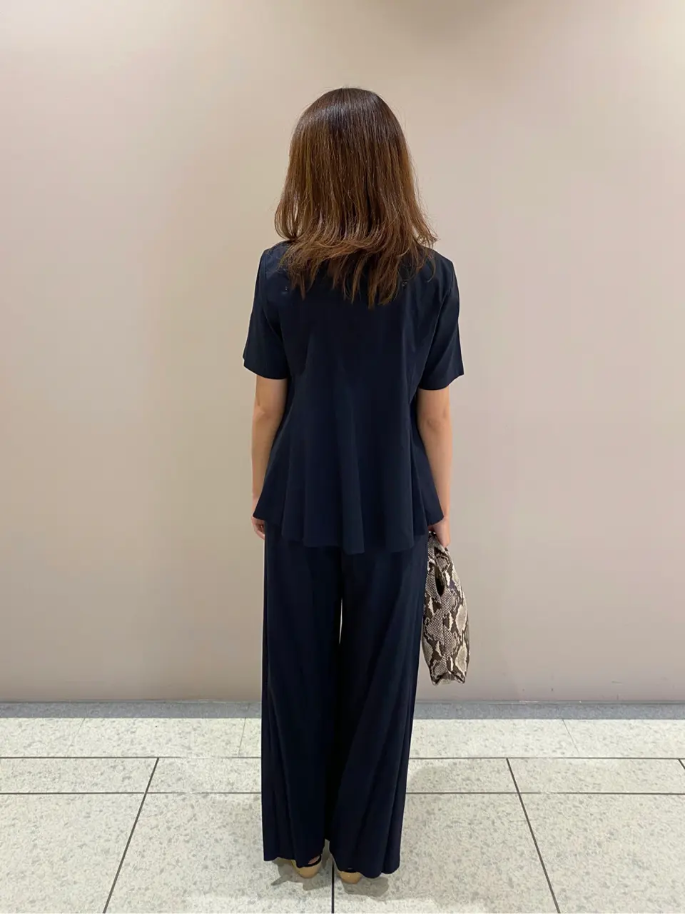 23区 Kanako コーディネート画像