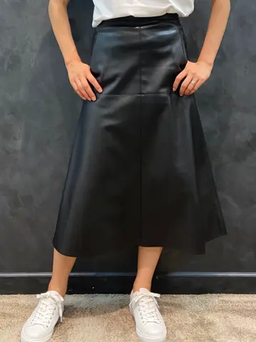 23区 佐藤 コーディネート画像