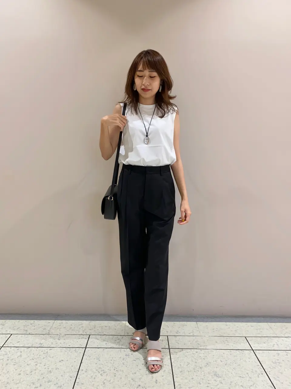 23区 Kanako コーディネート画像