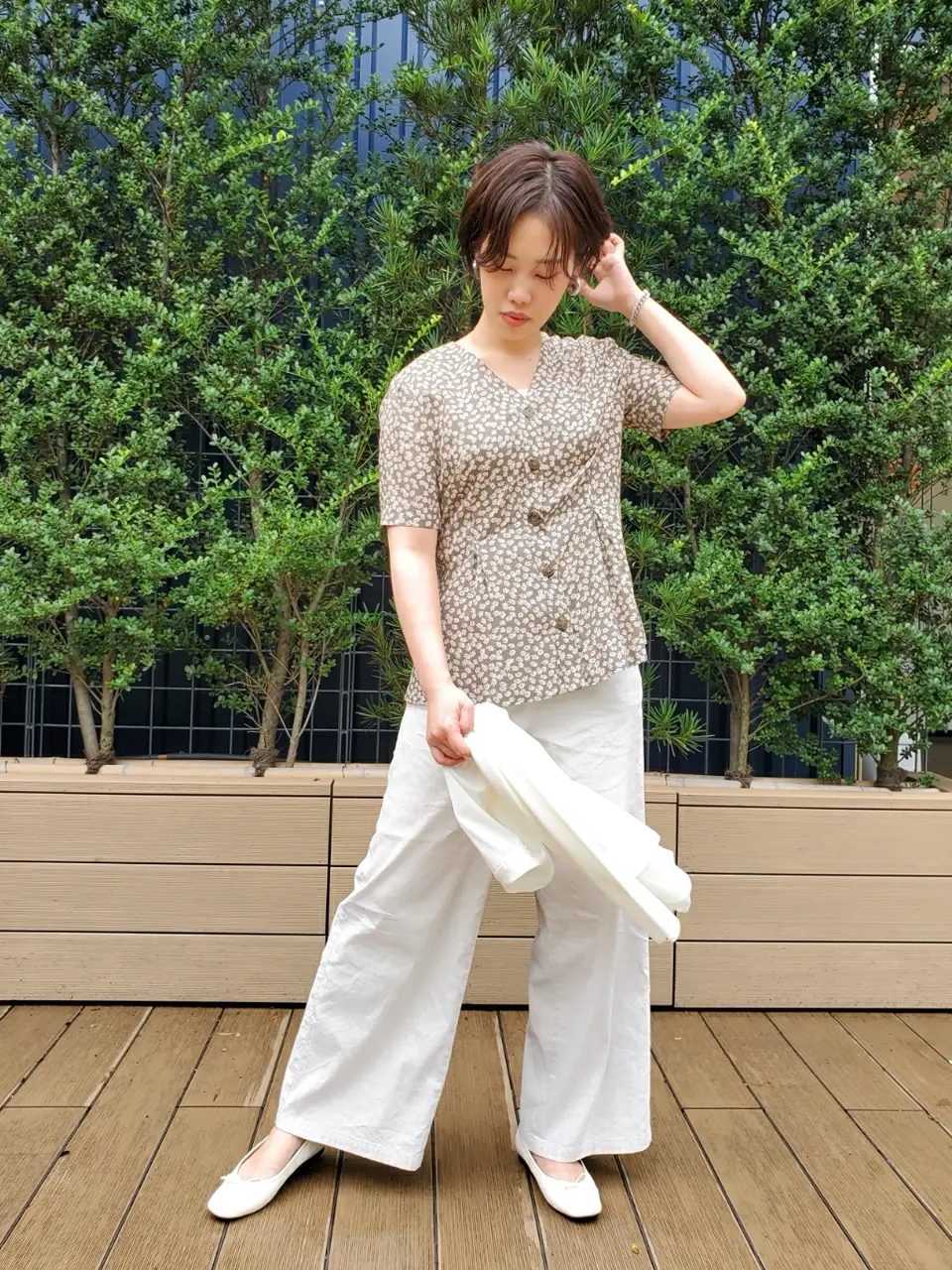 23区 伊藤 コーディネート画像