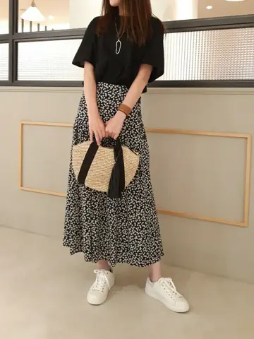 23区 鈴木 コーディネート画像