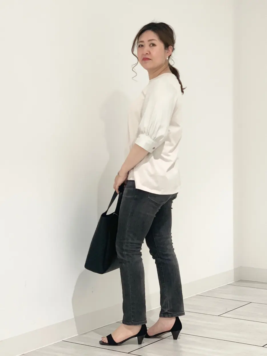  幸田 コーディネート画像