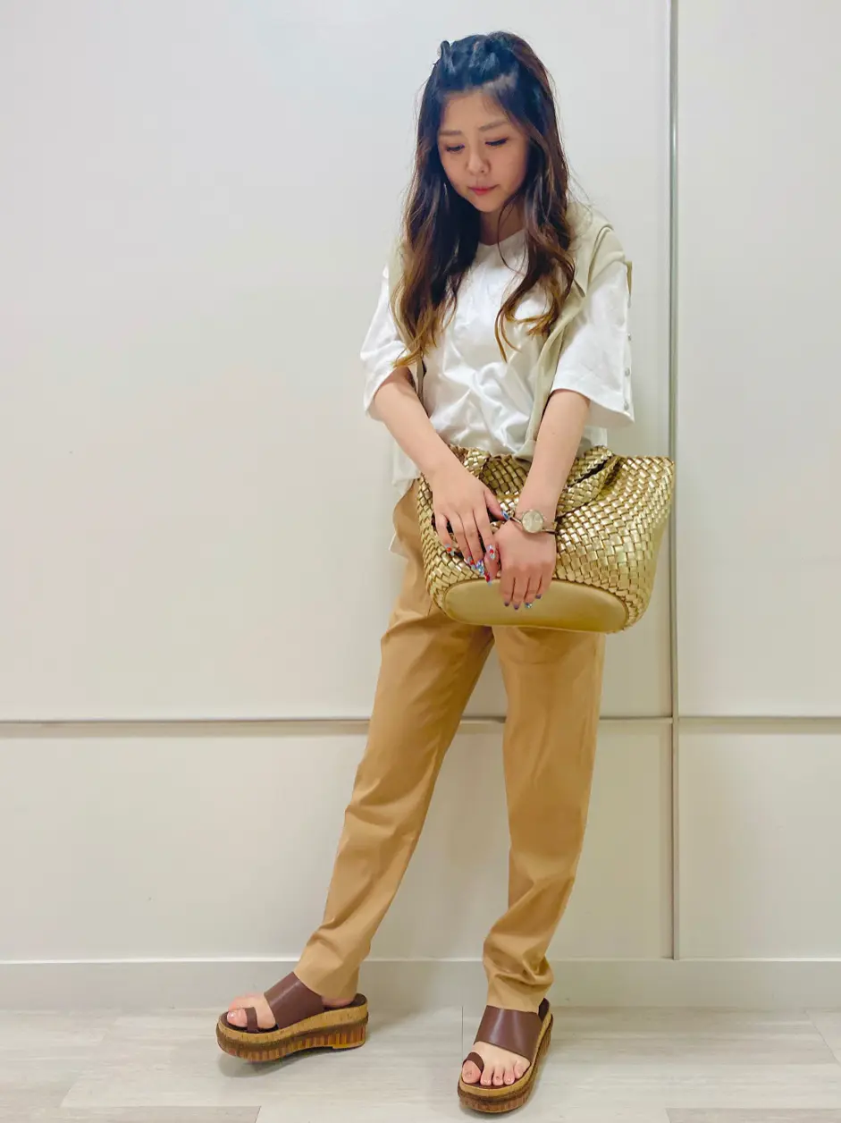  スタッフ コーディネート画像