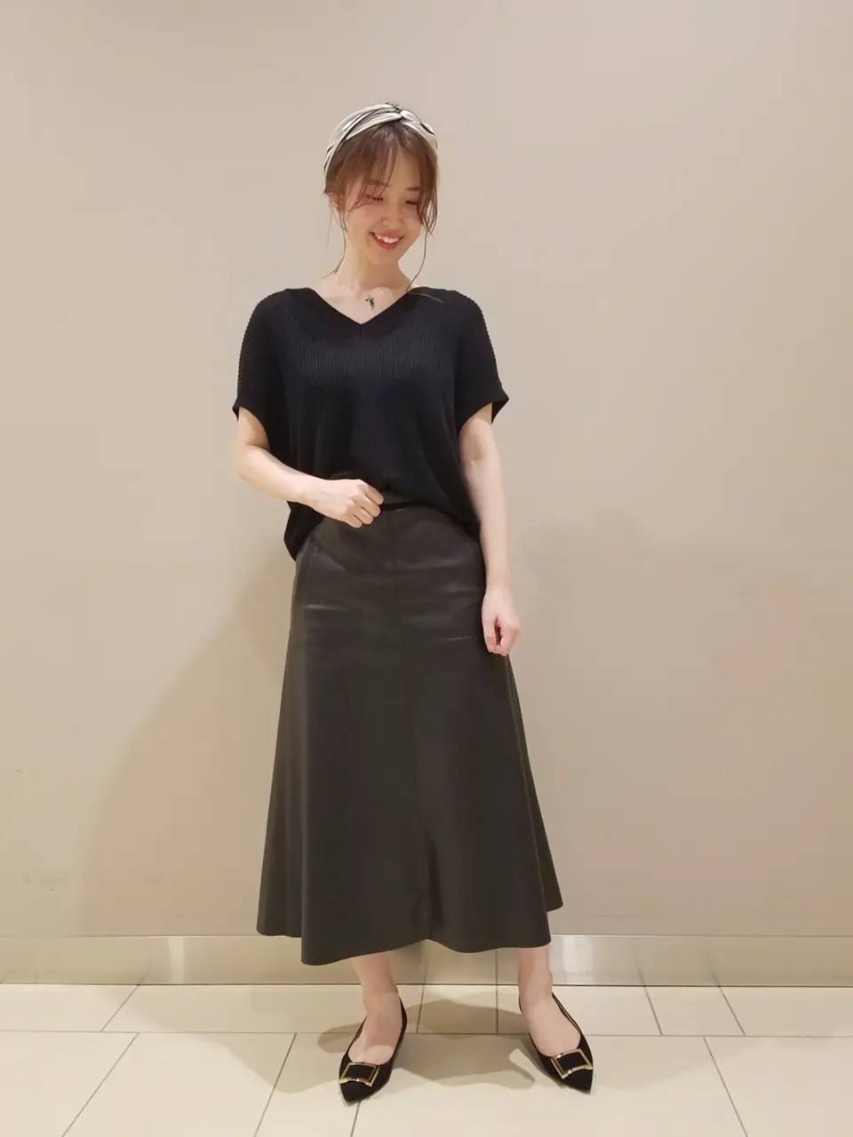  スタッフ. コーディネート画像