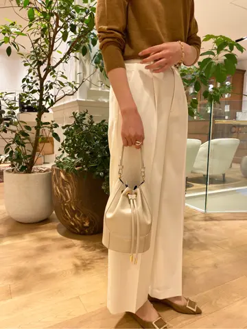 23区 秋葉 コーディネート画像