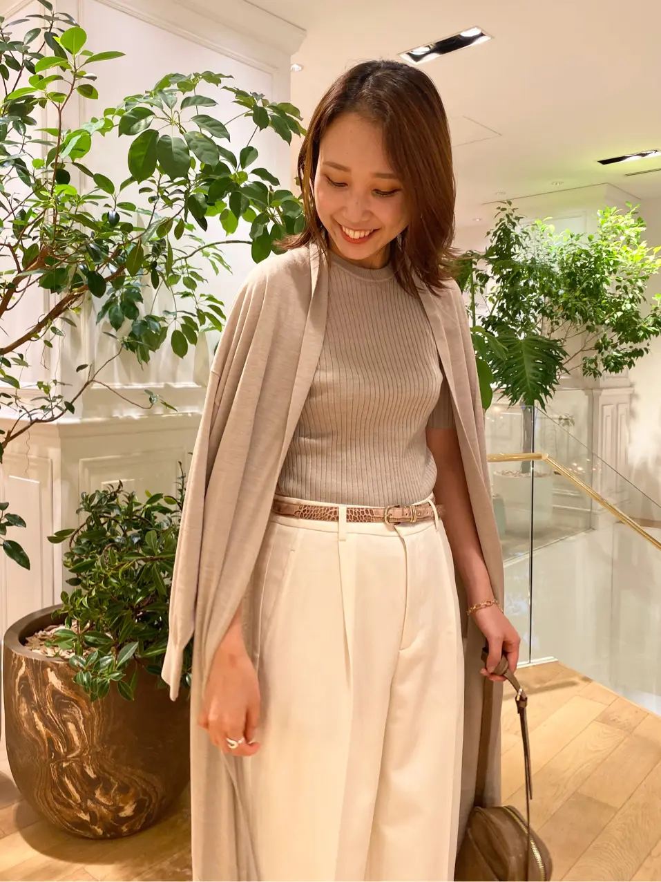 23区 秋葉 コーディネート画像