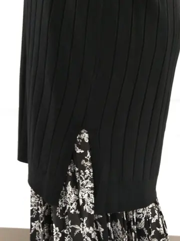 23区 武田 コーディネート画像