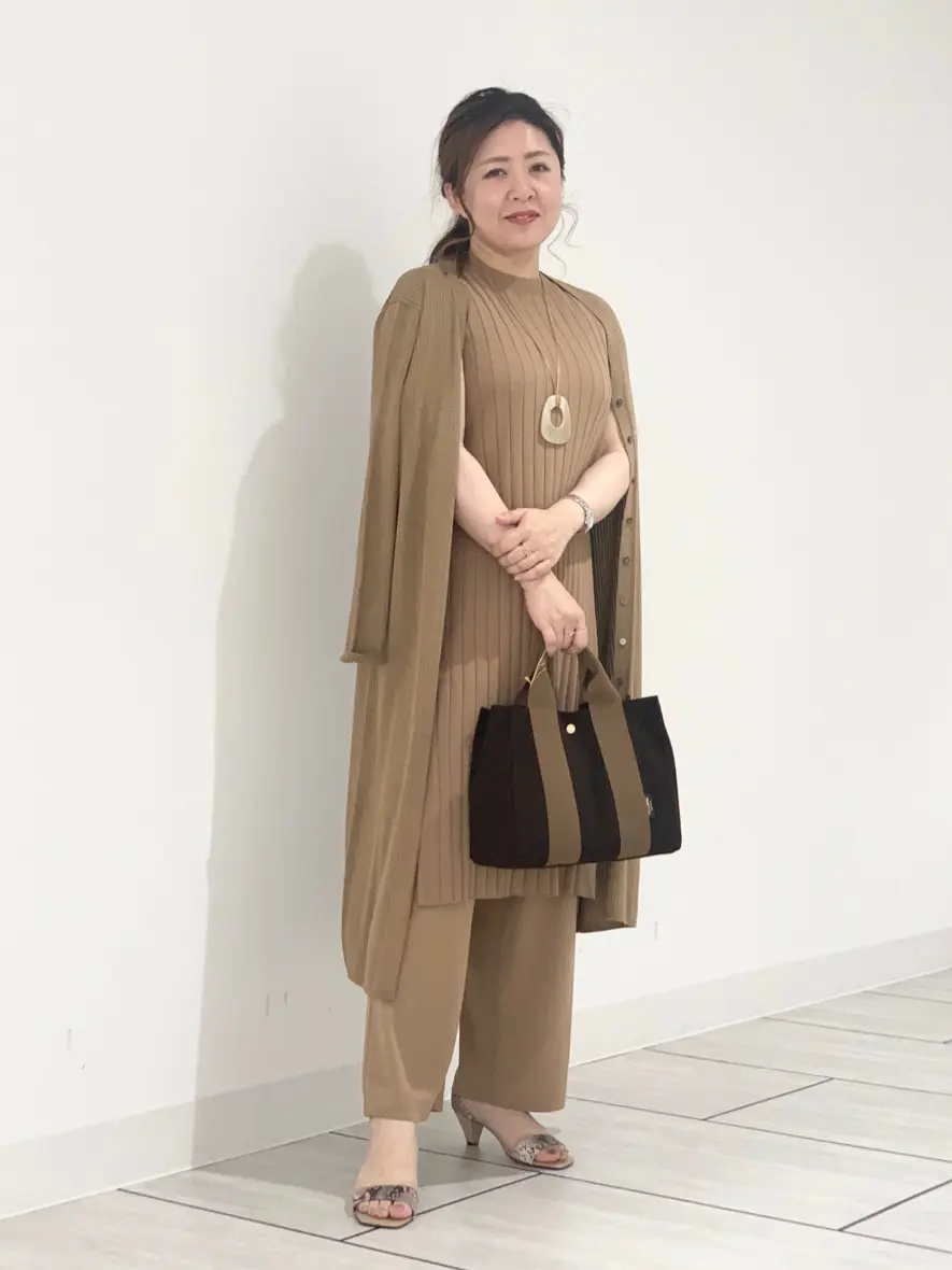  幸田 コーディネート画像