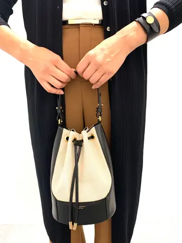 23区 榊原 コーディネート画像