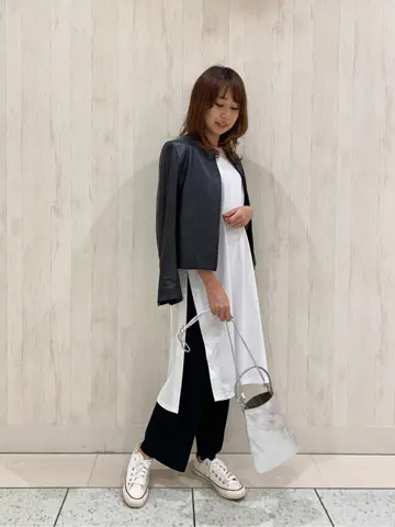 23区 Kanako コーディネート画像