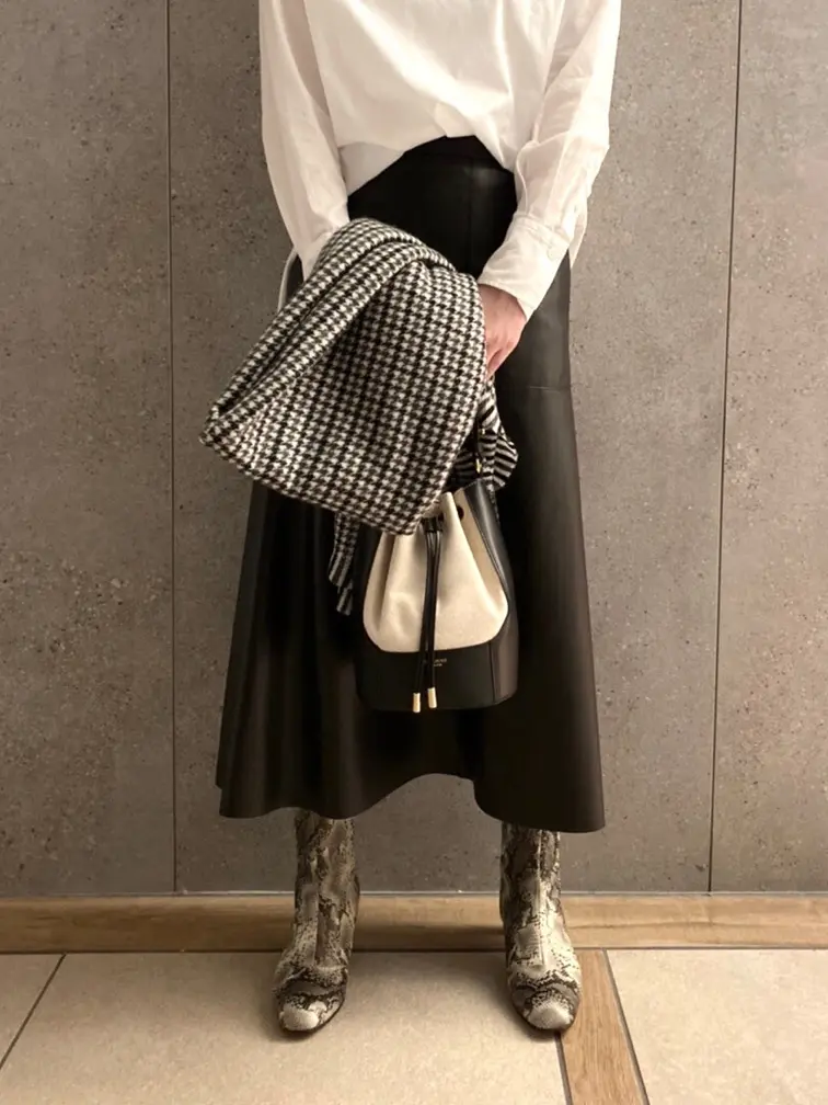 23区 善家 コーディネート画像