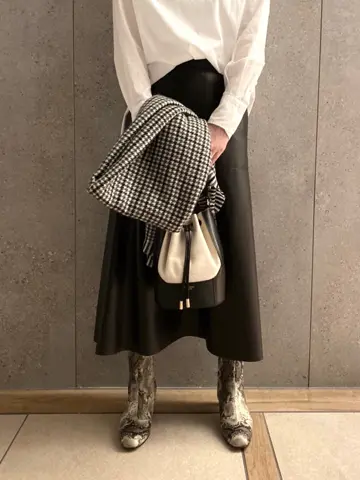 23区 善家 コーディネート画像