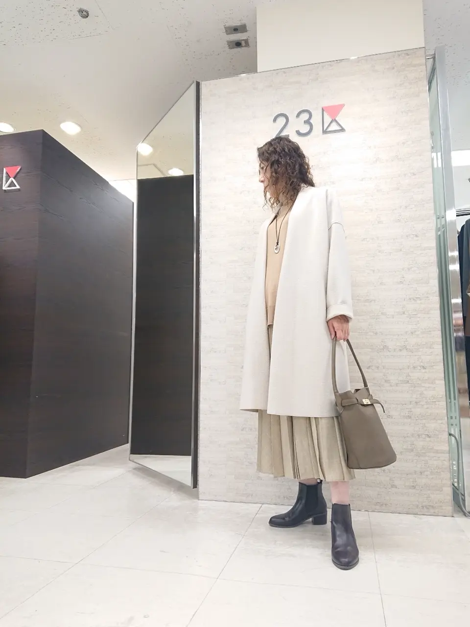 23区 半澤 コーディネート画像