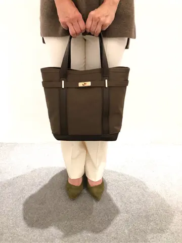 23区 宇井 コーディネート画像