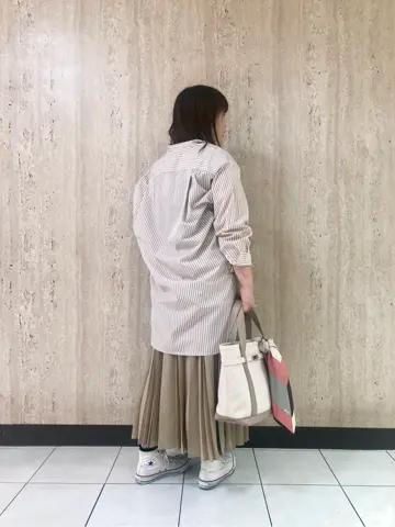 23区 yama コーディネート画像