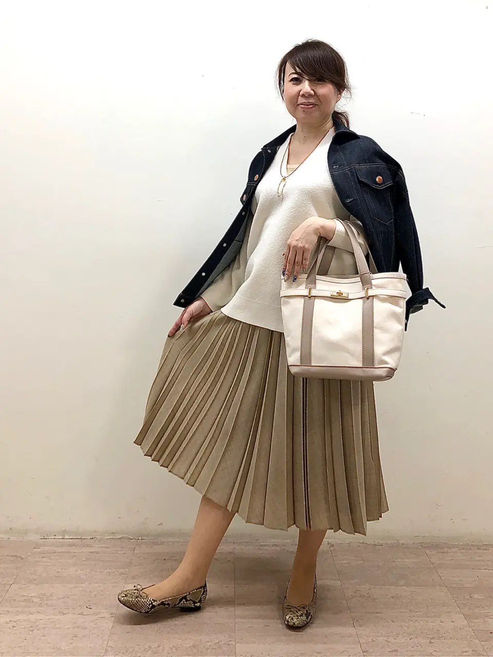  スタッフ コーディネート画像