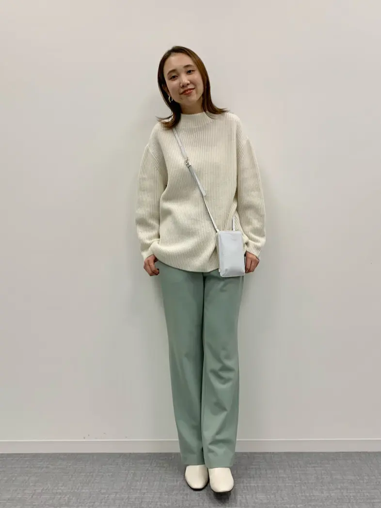 23区 秋葉 コーディネート画像