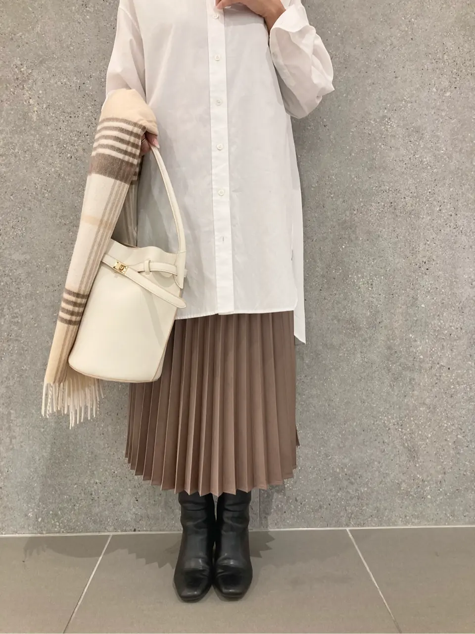 23区 スタッフ コーディネート画像