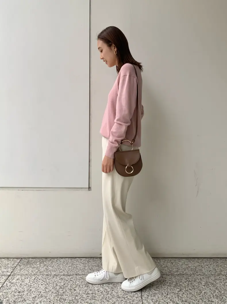 23区 秋葉 コーディネート画像