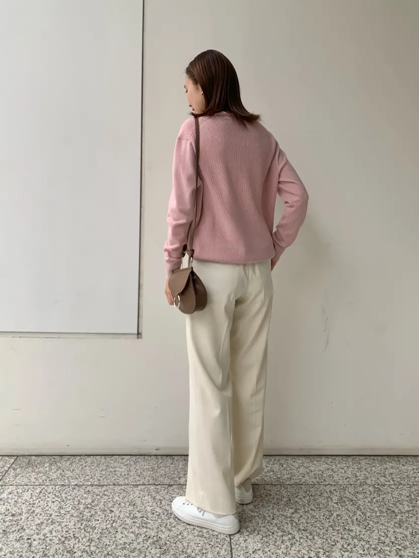 23区 秋葉 コーディネート画像