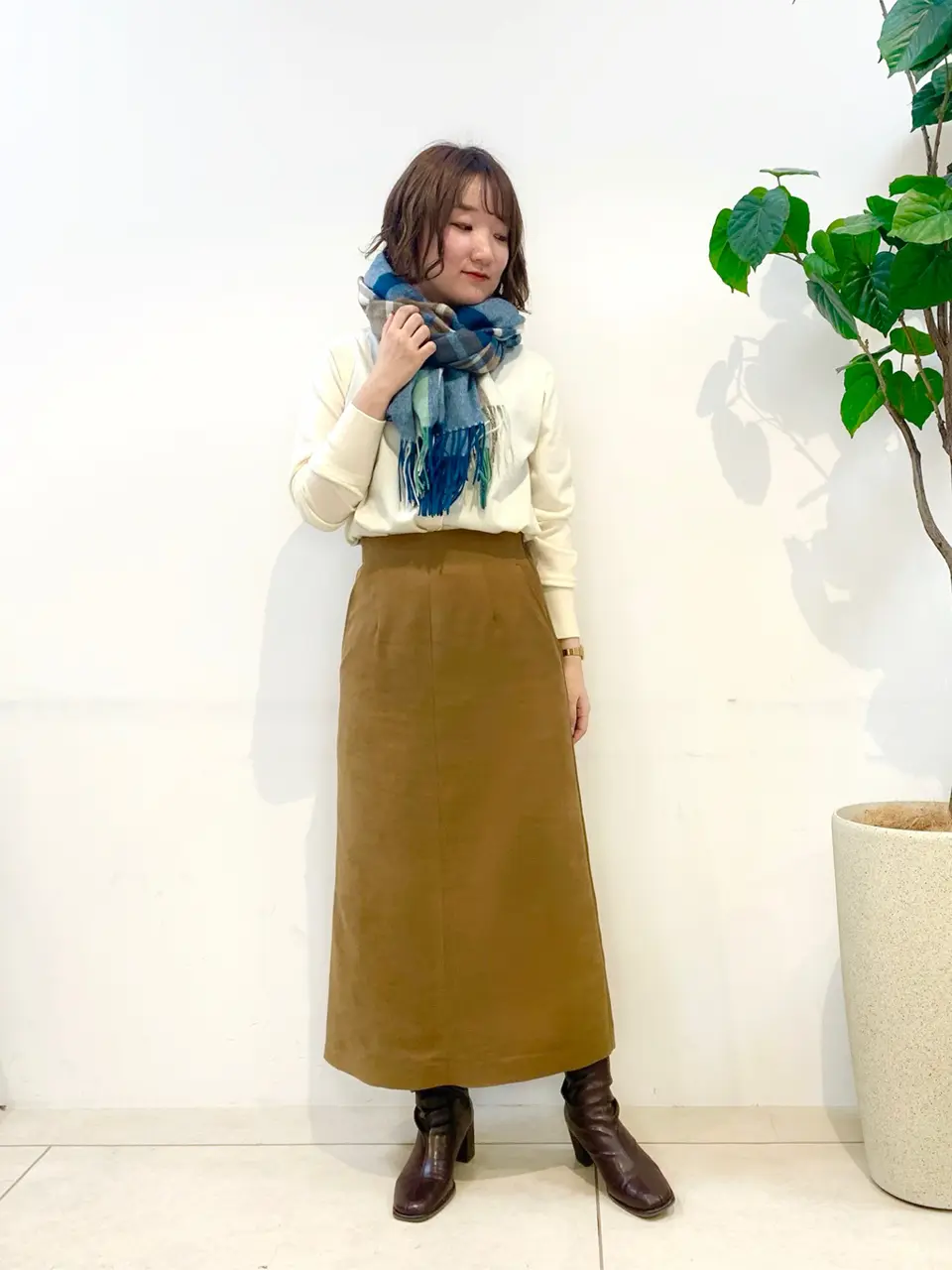 組曲 石井 コーディネート画像