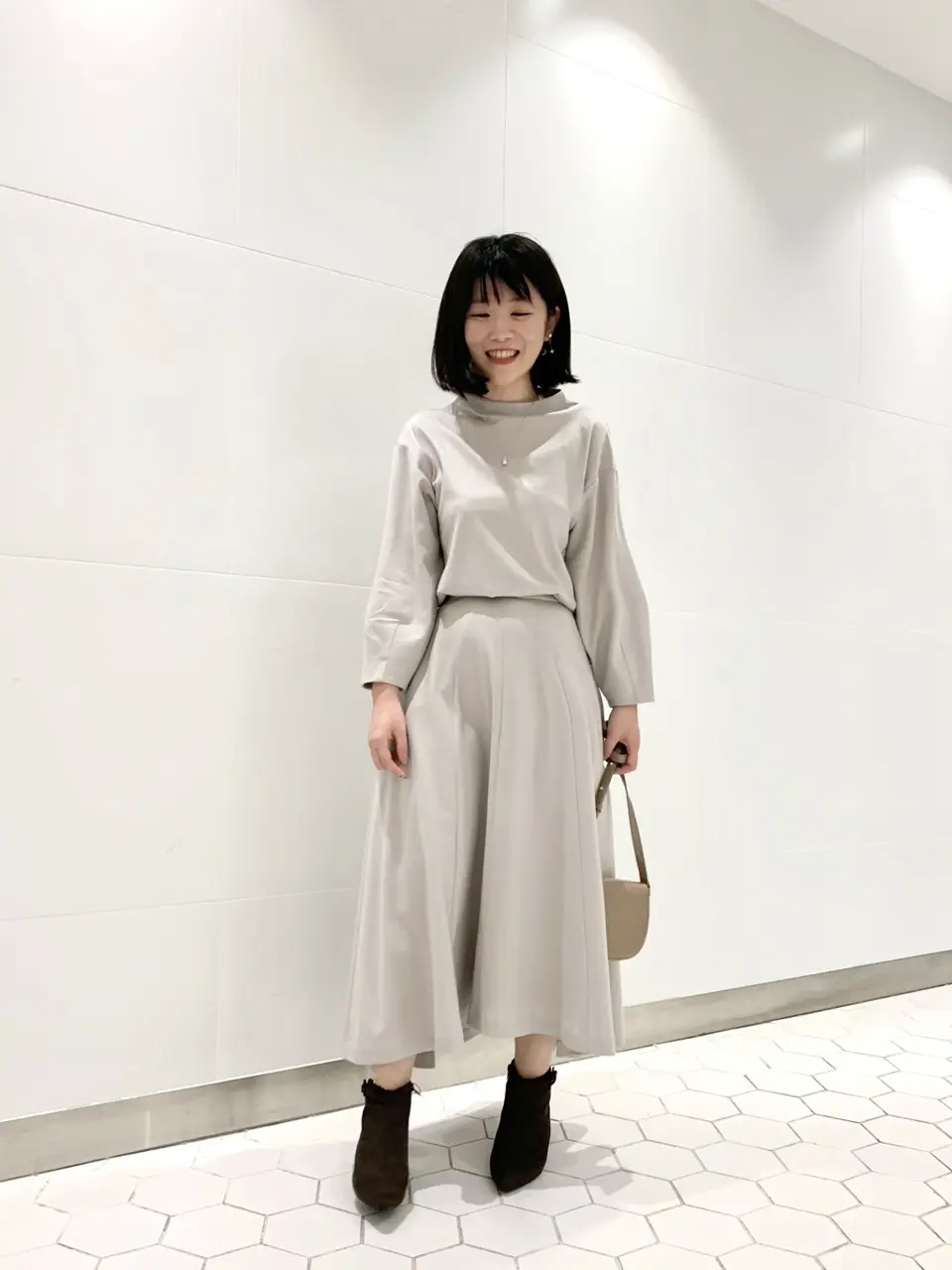 組曲 スタッフ コーディネート画像