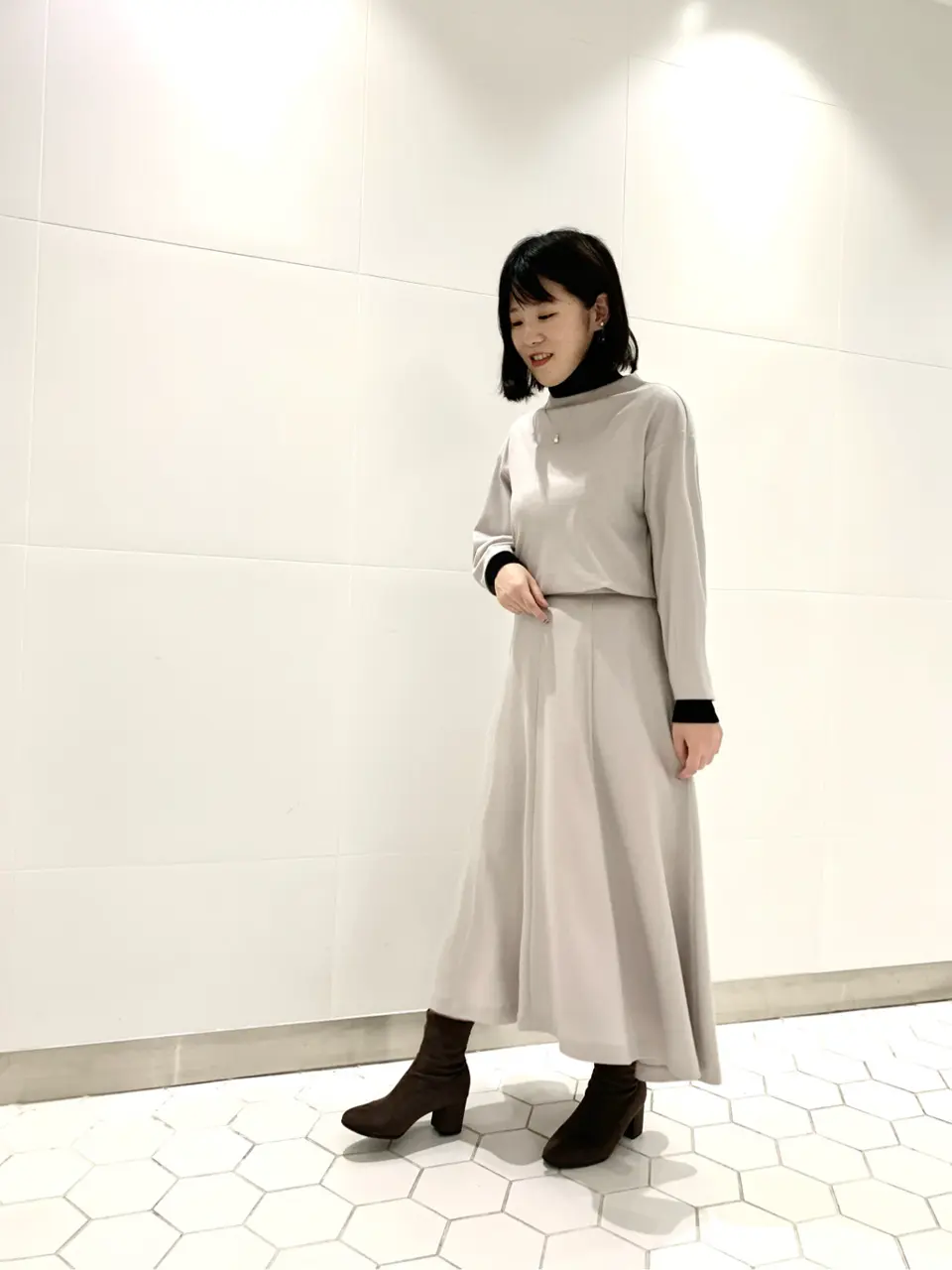 組曲 スタッフ コーディネート画像