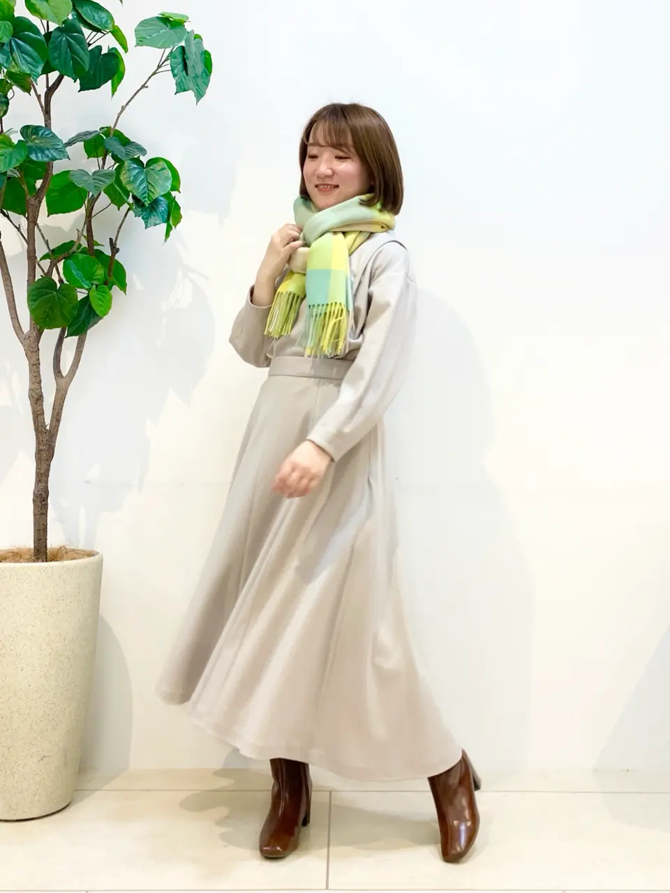 組曲 石井 コーディネート画像