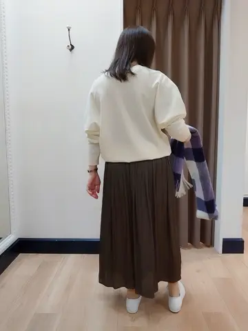 組曲 スタッフ コーディネート画像