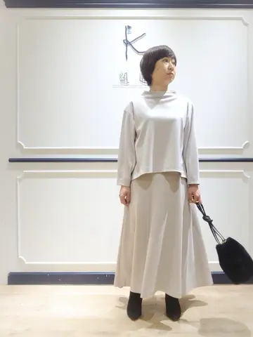 組曲 井上 コーディネート画像