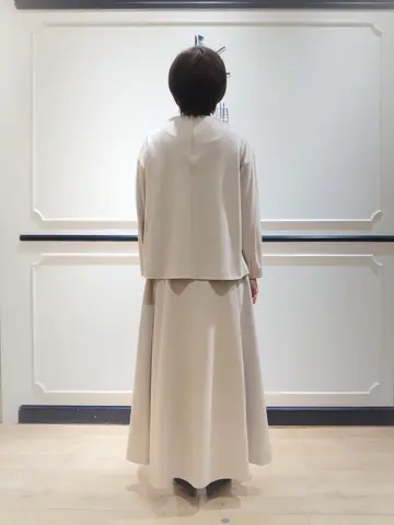 組曲 井上 コーディネート画像