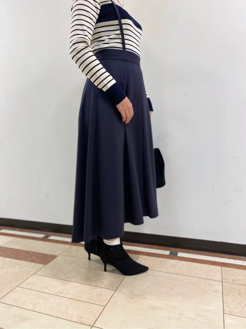 組曲 宮本 コーディネート画像