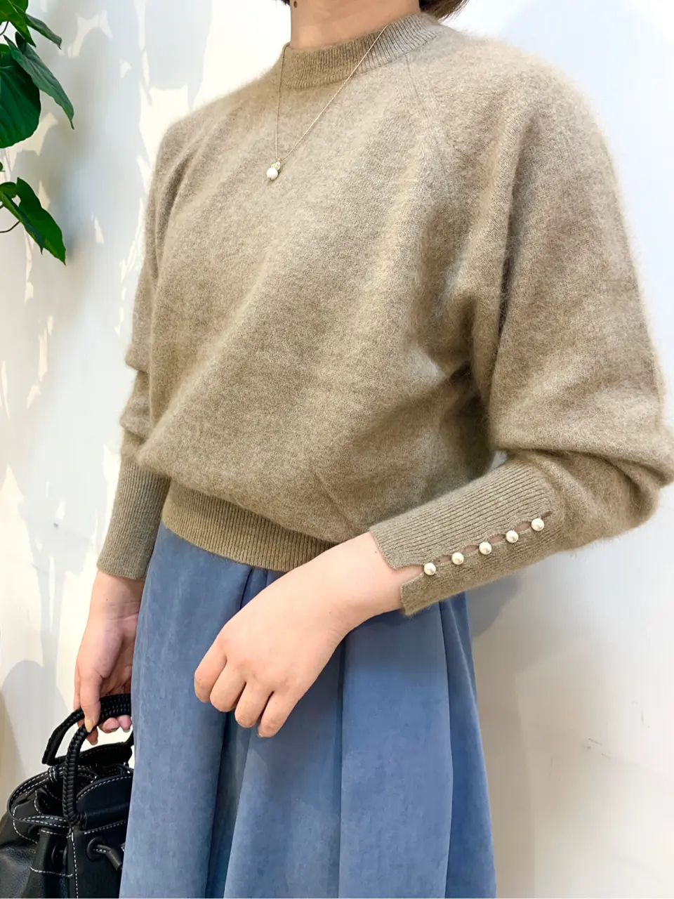 組曲 石井 コーディネート画像