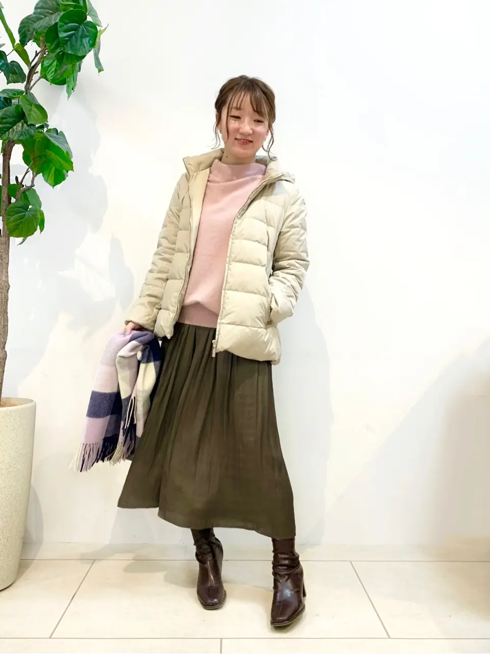 組曲 石井 コーディネート画像