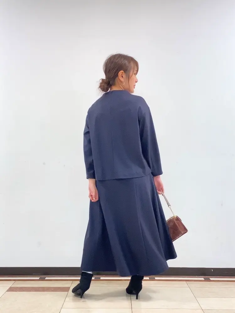 組曲 宮本 コーディネート画像