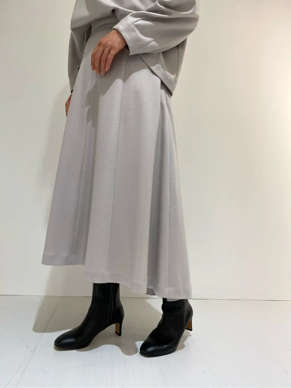 組曲 茂木 コーディネート画像