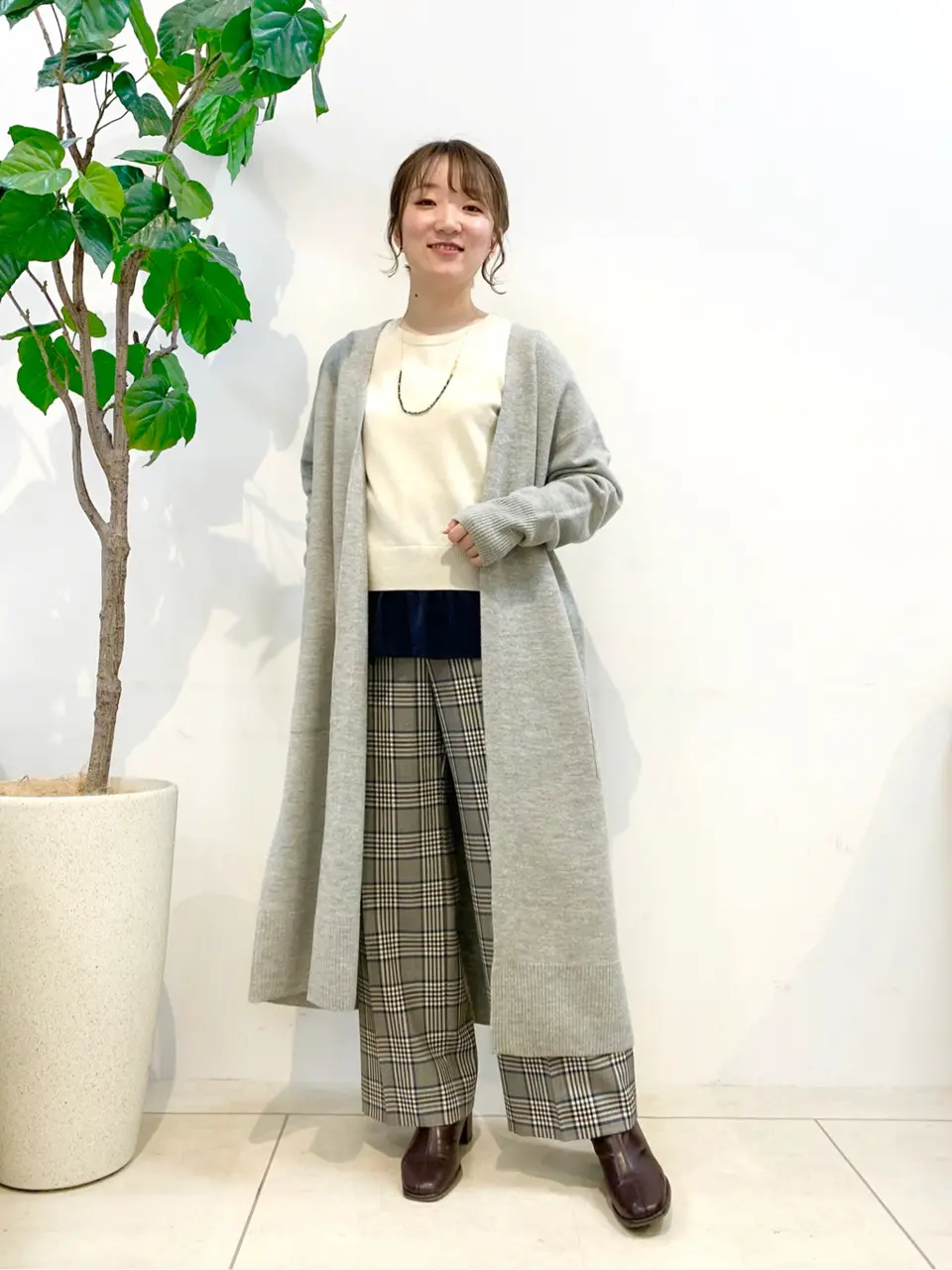 組曲 石井 コーディネート画像