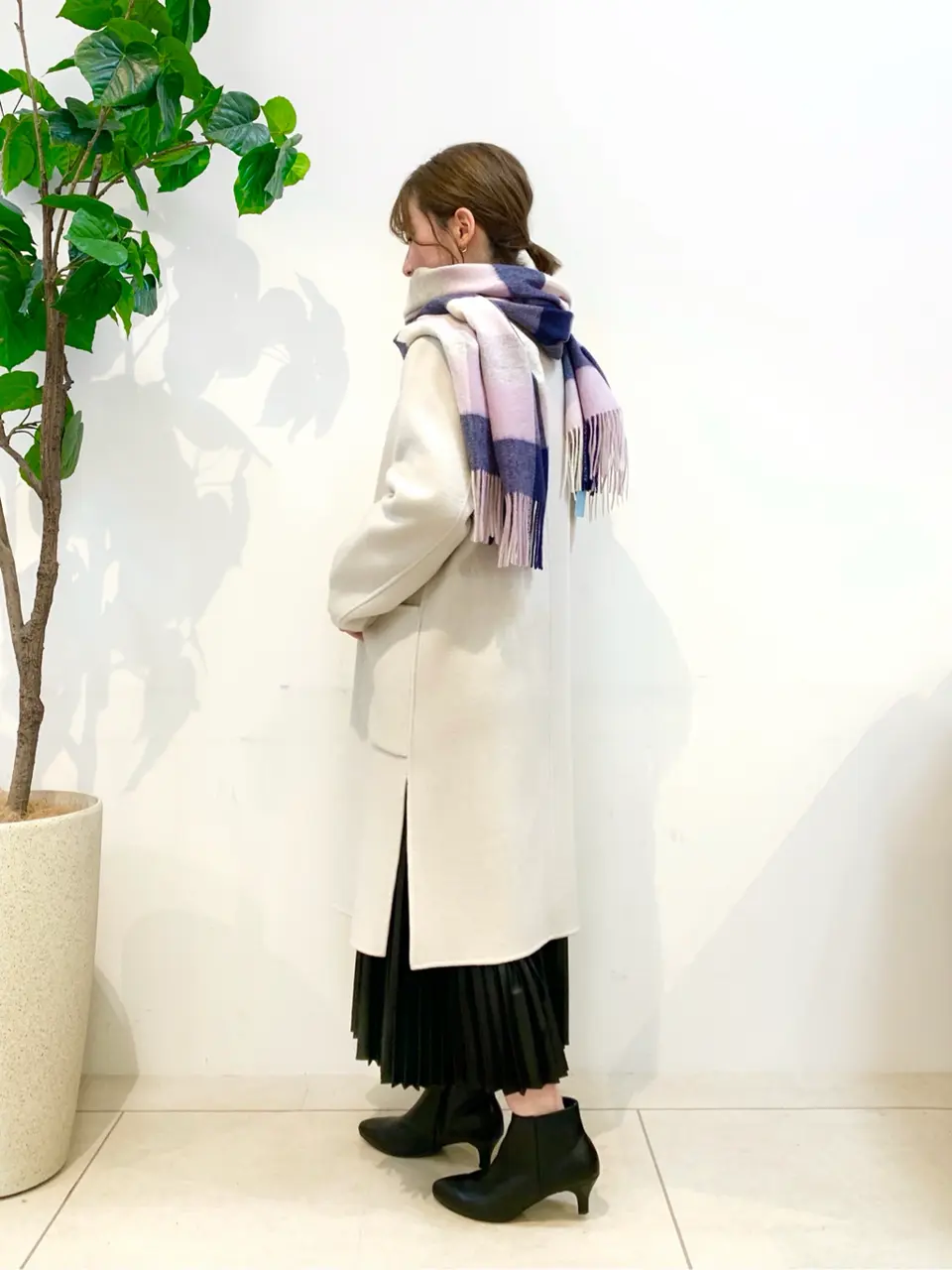 組曲 石井 コーディネート画像