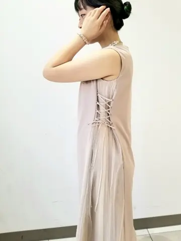 組曲 田中 コーディネート画像