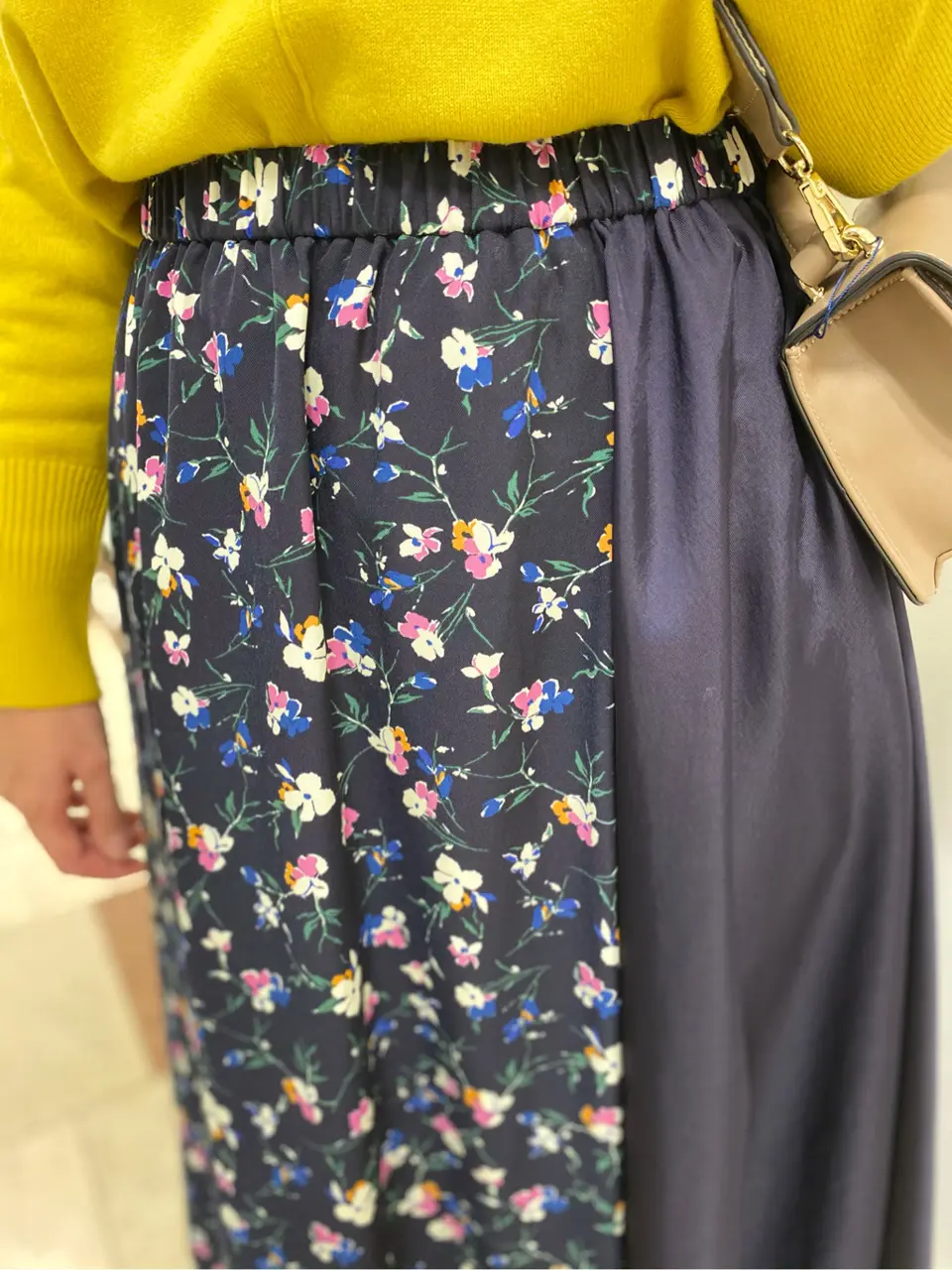 組曲 宮本 コーディネート画像