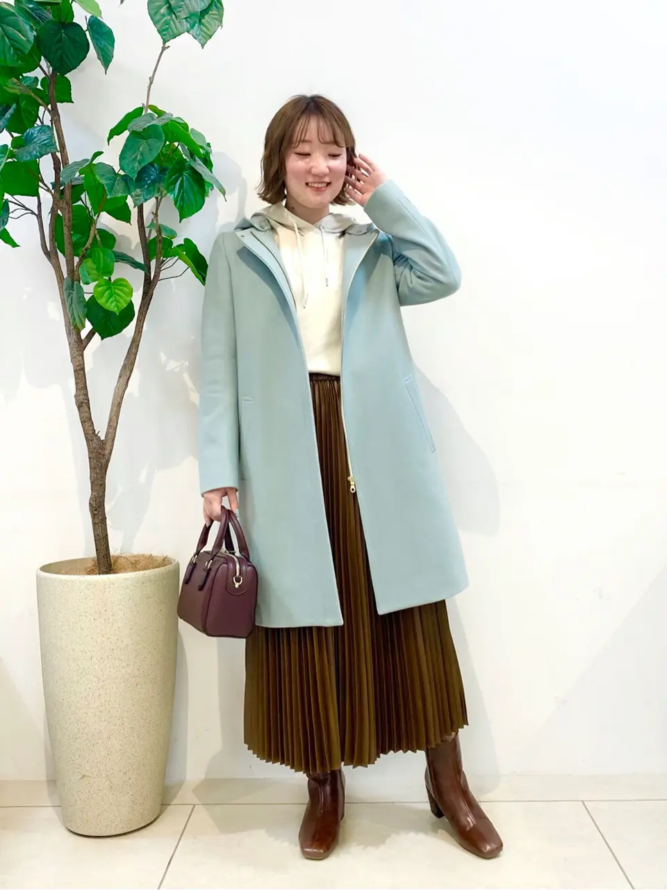 組曲 石井 コーディネート画像