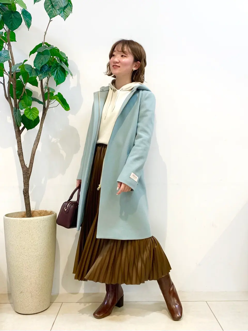 組曲 石井 コーディネート画像