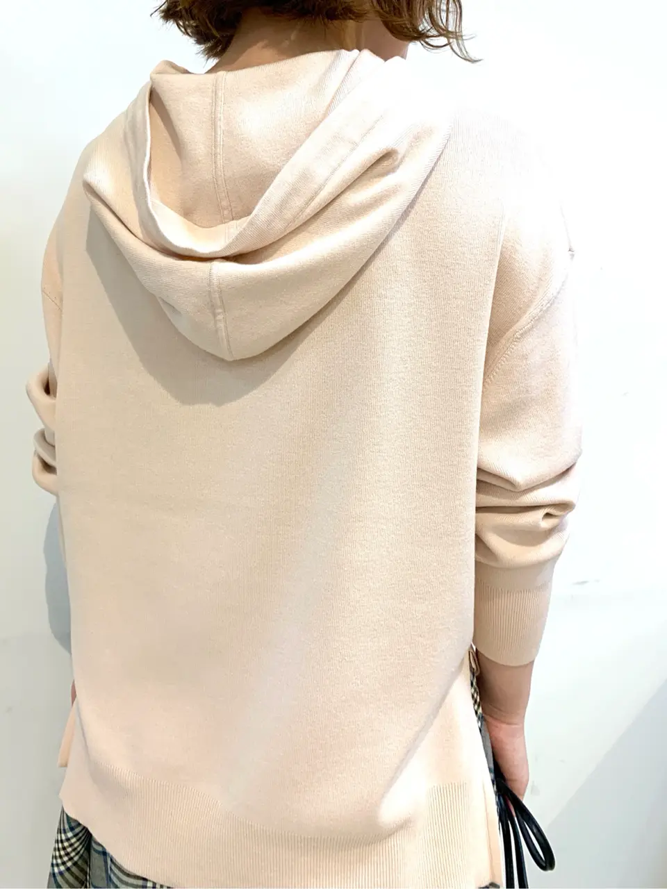 組曲 石井 コーディネート画像