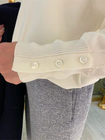 組曲 K コーディネート画像