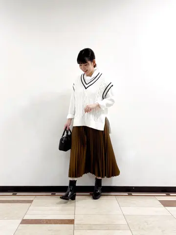 組曲 鈴木 コーディネート画像