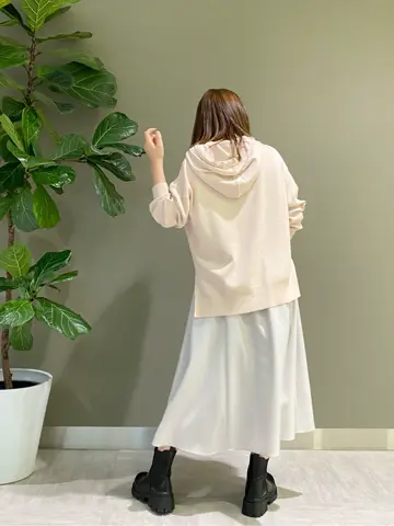 組曲 酒井 コーディネート画像