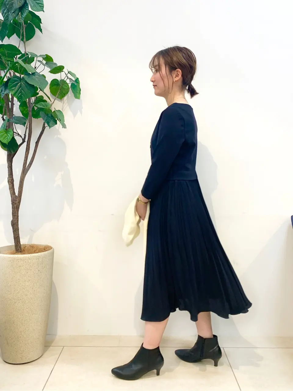 組曲 石井 コーディネート画像