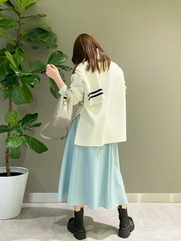 組曲 酒井 コーディネート画像