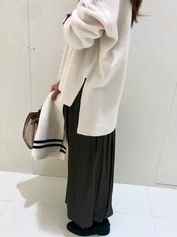 組曲 井上 コーディネート画像