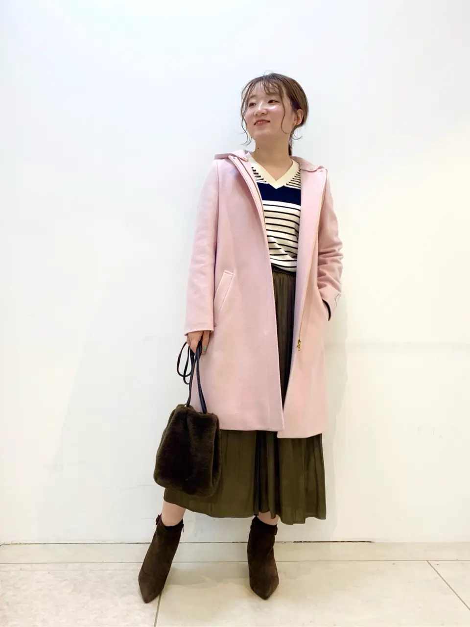 組曲 石井 コーディネート画像